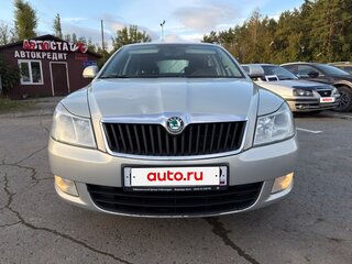 2012 Skoda Octavia II (A5) Рестайлинг, серебристый, 808000 рублей, вид 2