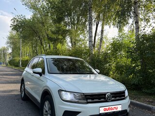 2018 Volkswagen Tiguan II, белый, 1599000 рублей, вид 4