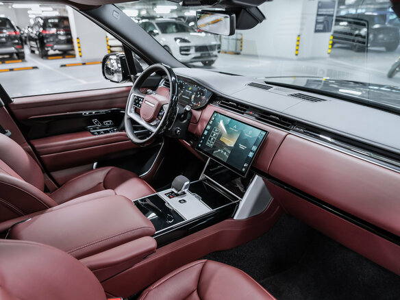 2026 Land Rover Range Rover D350 MHEV Long V, серый - вид 9