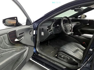 2024 Lexus LS 500h V Рестайлинг, чёрный, 12600000 рублей, вид 5
