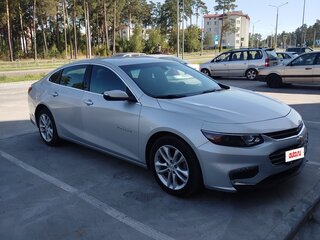 2018 Chevrolet Malibu IX, серебристый, 1080000 рублей, вид 3