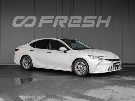 Toyota Camry IX (XV80) China Market