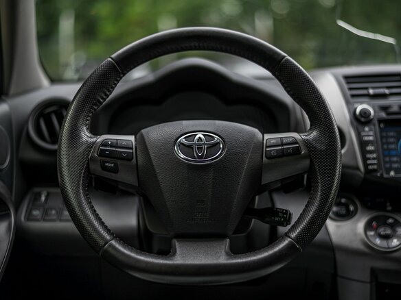 2012 Toyota RAV4 III (XA30) Рестайлинг, коричневый, 1160000 рублей - вид 6