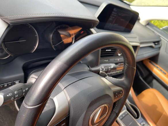 2019 Lexus RX 300 IV Рестайлинг, коричневый, 4700000 рублей - вид 6