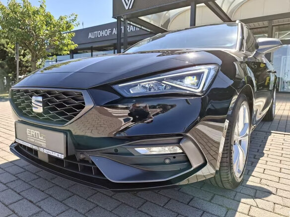 2023 SEAT Leon IV, чёрный - вид 7