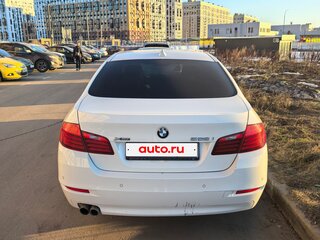2014 BMW 5 серии 528i xDrive VI (F10/F11/F07) Рестайлинг, белый, 1800000 рублей, вид 4