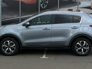 2020 Kia Sportage IV Рестайлинг, серый, 2560000 рублей, вид 5