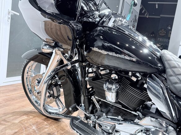 2017 Harley-Davidson Road Glide Special, чёрный, 1899000 рублей - вид 22