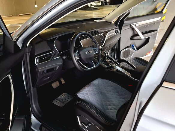 2024 Geely Atlas Pro, серебристый, 2300000 рублей - вид 9
