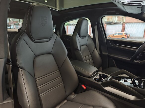 2026 Porsche Cayenne Coupé III Рестайлинг, серый, 21990000 рублей - вид 21