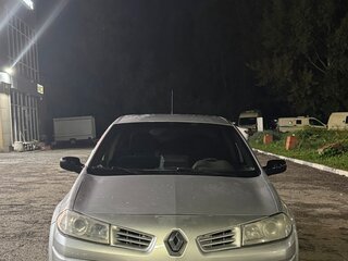 2006 Renault Megane II Рестайлинг, серебристый, 320000 рублей, вид 2
