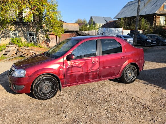 2011 Renault Logan I Рестайлинг, красный, 350000 рублей - вид 5