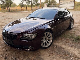 2008 BMW 6 серии 650i II (E63/E64) Рестайлинг, красный, 1100000 рублей, вид 3