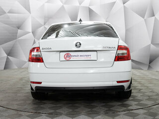 2019 Skoda Octavia III (A7) Рестайлинг, белый, 1682000 рублей, вид 4