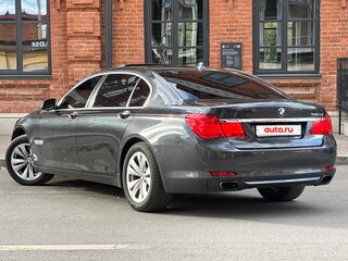 2011 BMW 7 серии Long 750Li xDrive V (F01/F02/F04), серый, 900000 рублей, вид 4