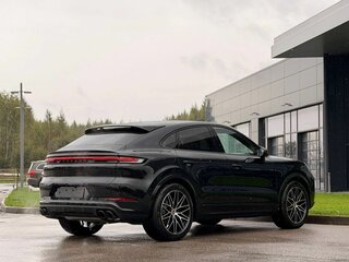 2026 Porsche Cayenne Coupé III Рестайлинг, чёрный, 19500000 рублей, вид 5