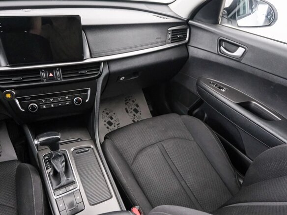 2019 Kia Optima IV Рестайлинг, белый - вид 10
