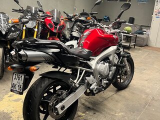 2004 Yamaha FZ6, красный, 465000 рублей, вид 2