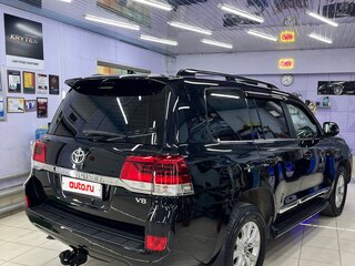 2015 Toyota Land Cruiser 200 Series Рестайлинг 2, чёрный, 5200000 рублей, вид 4