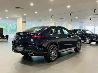 2024 Mercedes-Benz GLC Coupe 260 II (C254), зелёный, 7830000 рублей, вид 4