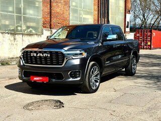 2026 Ram 1500 Crew Cab V Рестайлинг, серый, 10120000 рублей, вид 1