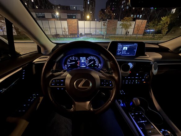 2020 Lexus RX 300 IV Рестайлинг, белый - вид 39