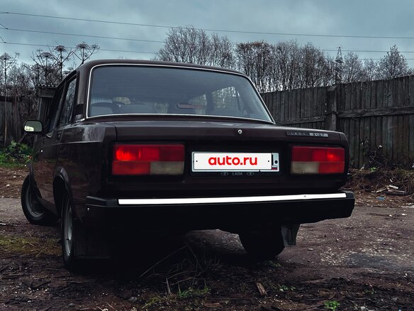 2005 Lada (ВАЗ) 2107, красный, 110000 рублей - вид 3
