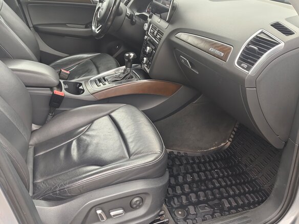 2016 Audi Q5 I (8R) Рестайлинг, серебристый, 1850000 рублей - вид 8