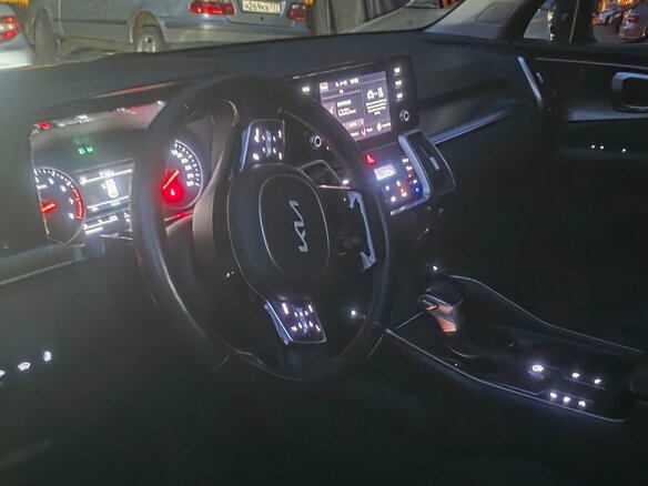 2023 Kia Sorento IV, чёрный, 4200000 рублей - вид 13
