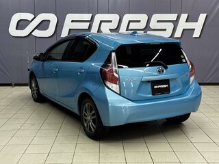 2017 Toyota Aqua I Рестайлинг, синий, 979000 рублей, вид 2