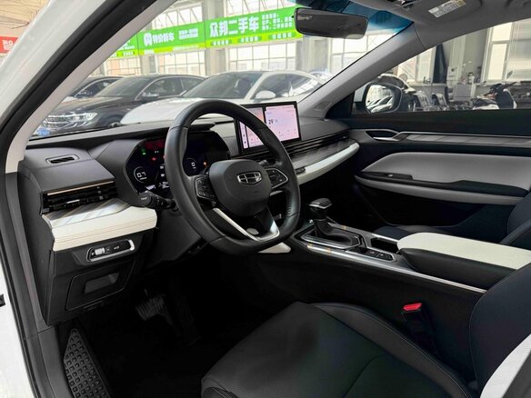 2022 Geely Emgrand L I, белый - вид 16