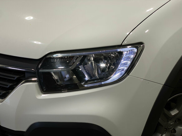 2022 Renault Logan Stepway II Рестайлинг, белый, 1260000 рублей - вид 8