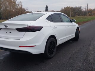 2018 Hyundai Elantra VI (AD), белый, 1200000 рублей, вид 4