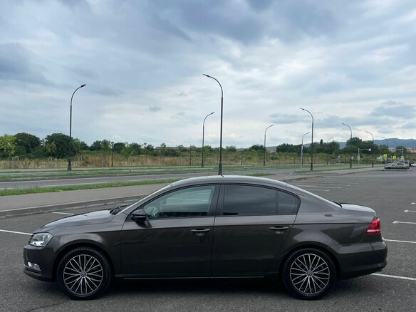 2013 Volkswagen Passat B7, коричневый, 950000 рублей - вид 8