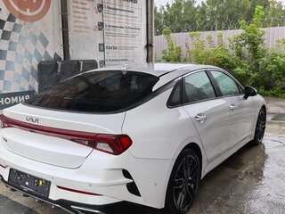 2021 Kia K5 III, белый, 2800000 рублей, вид 4