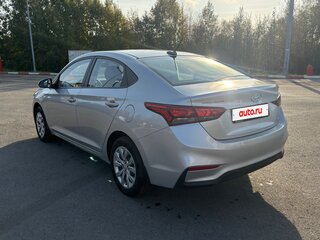 2017 Hyundai Solaris II, серебристый, 1110000 рублей, вид 4