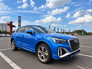 2022 Audi Q2 L 35 TFSI I Рестайлинг, синий, 1900000 рублей, вид 1