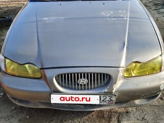 1997 Hyundai Sonata III Рестайлинг, серый, 140000 рублей, вид 1