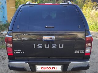 2017 Isuzu D-Max II, чёрный, 2800000 рублей, вид 4
