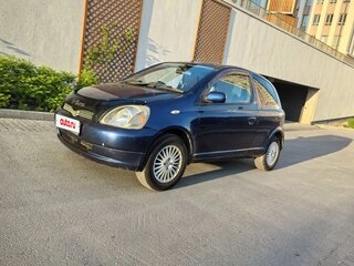 1999 Toyota Vitz I (P10), синий, 335000 рублей, вид 1