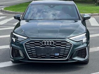 2023 Audi A3 35 TFSI Long IV (8Y), зелёный, 2400000 рублей, вид 2