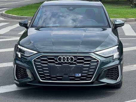 2023 Audi A3 35 TFSI Long IV (8Y), зелёный, 2400000 рублей, вид 2