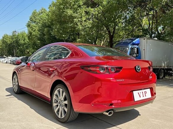 2026 Mazda 3 Axela IV (BP), красный, 2645000 рублей - вид 5