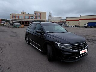 2021 Volkswagen Tiguan II Рестайлинг, чёрный, 2500000 рублей, вид 1