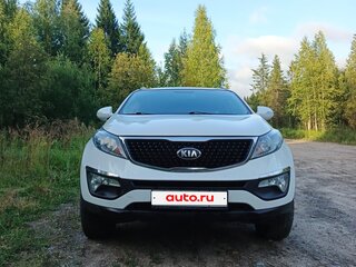 2015 Kia Sportage III Рестайлинг, белый, 1200000 рублей, вид 1