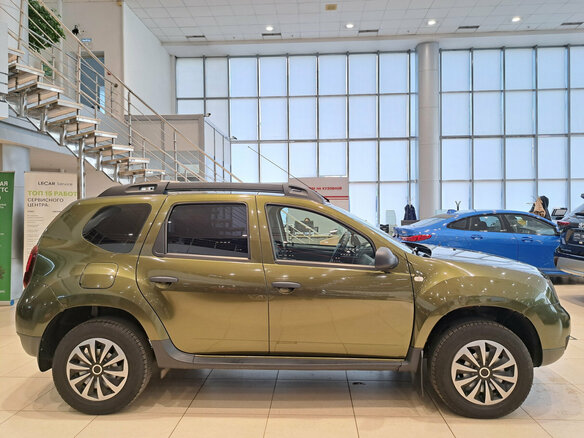 2018 Renault Duster I Рестайлинг, зелёный - вид 3