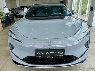 2026 Avatr 12, синий, 8390000 рублей, вид 2