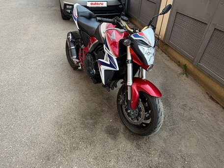 2014 Honda CB 1000R, красный, 700000 рублей, вид 1