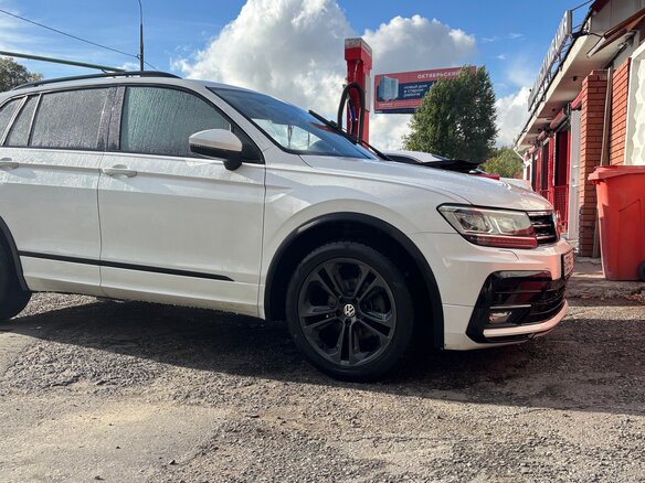 2019 Volkswagen Tiguan II, белый, 1600000 рублей - вид 8
