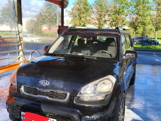 2012 Kia Soul I Рестайлинг, чёрный, 900000 рублей, вид 1